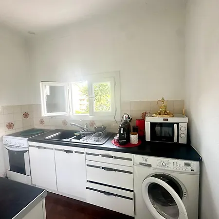 2pieces Au Calme Avec Parking, Proche Centre Et Апартаменты *